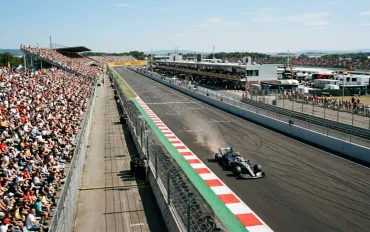 Kimi Antonelli trionfa nel Gran Premio degli Stati Uniti e ipoteca il titolo mondiale