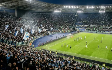 La Lazio travolge il Sassuolo 6-2 e conquista il primato solitario in classifica