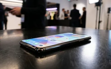 Huawei presenta i nuovi smartphone della serie Enjoy 100 e il flagship Pura 90 Plus