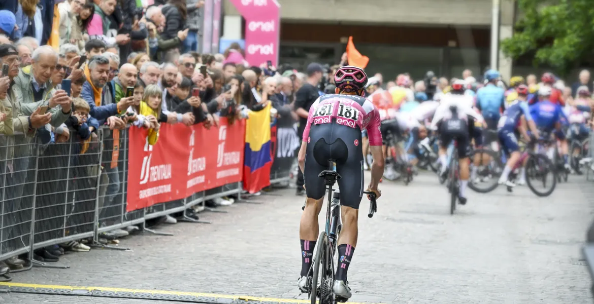 Carlos Verona conquista il Monte Grappa e brilla al Giro d’Italia