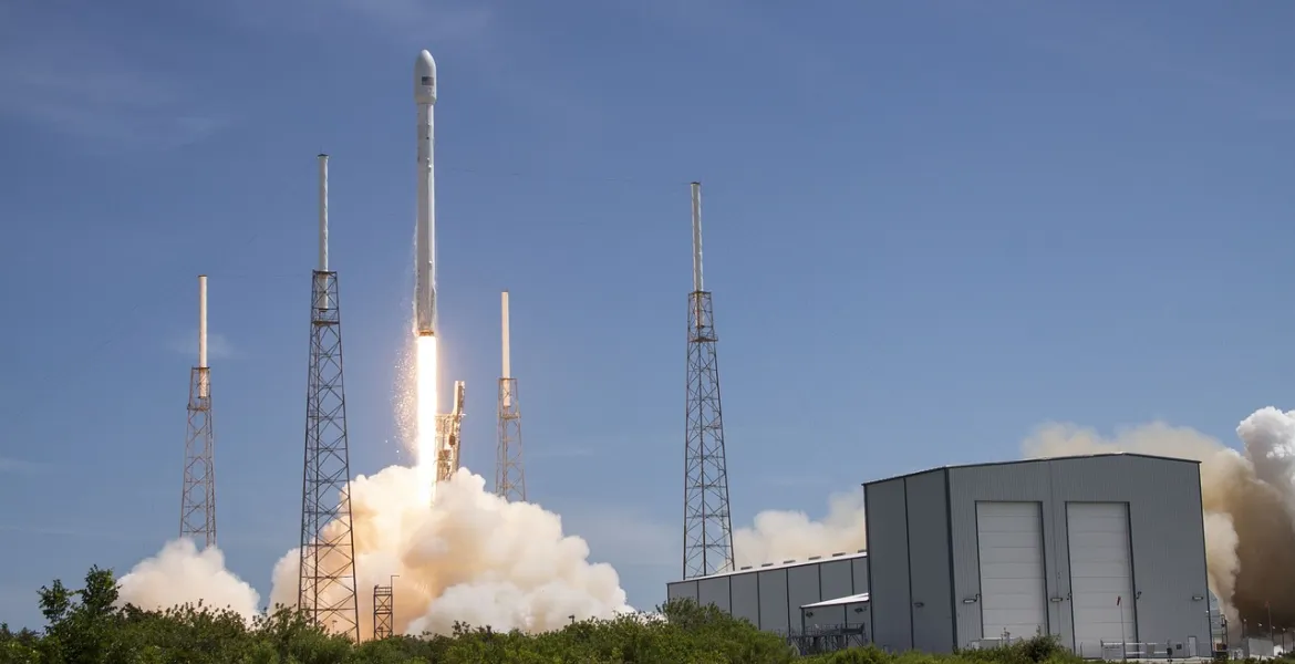 Rivoluzione Spedizioni: Razzo riutilizzabile di Space Epoch