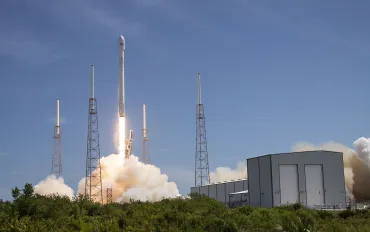 Rivoluzione Spedizioni: Razzo riutilizzabile di Space Epoch
