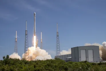 Rivoluzione Spedizioni: Razzo riutilizzabile di Space Epoch