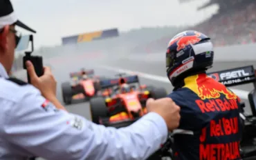Sfida Tesa: Verstappen a un passo dalla squalifica