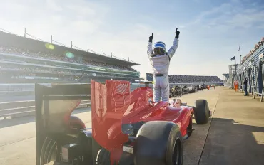 Formula 1: Team guadagnano oltre 2 miliardi di dollari