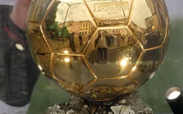 Dembele Domina: Khvicha si fa largo tra i giganti del pallone d'oro