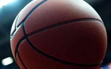 Virtus Bologna trionfa: milanesi ko nella sfida cruciale