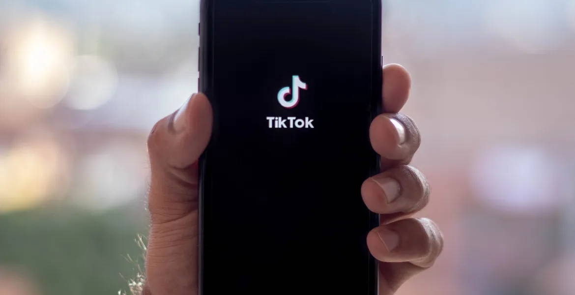 Donald Trump Estende La Moratoria Sul Divieto di TikTok