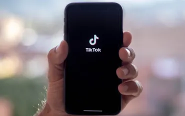 Donald Trump Estende La Moratoria Sul Divieto di TikTok