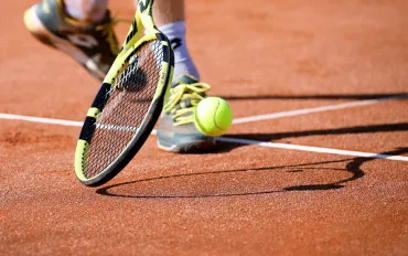 Venduta all'asta la leggendaria racchetta di Nadal