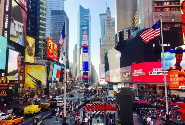 New York blocca 26 casinò online illegali: Stretta sulla sicurezza