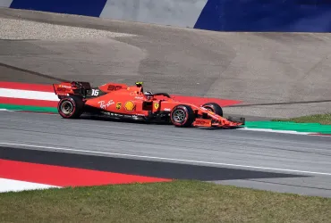 Gran Premio del Canada: Svolta inaspettata e sfide per i giganti della Formula 1