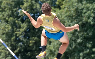 Armand Duplantis riscrive la storia a Stoccolma