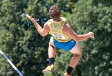 Armand Duplantis riscrive la storia a Stoccolma