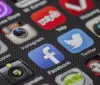 Apple sotto pressione: Nuove multe per la politica App Store