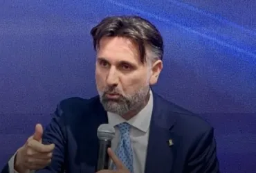 Guido Liris: Urgente Riconoscere l'Importanza del Gioco Legale in Italia