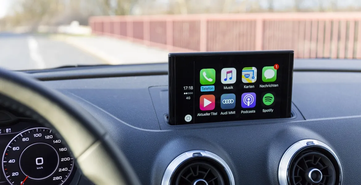 Rivoluzione CarPlay: Apple ridefinisce il futuro dell'esperienza in auto