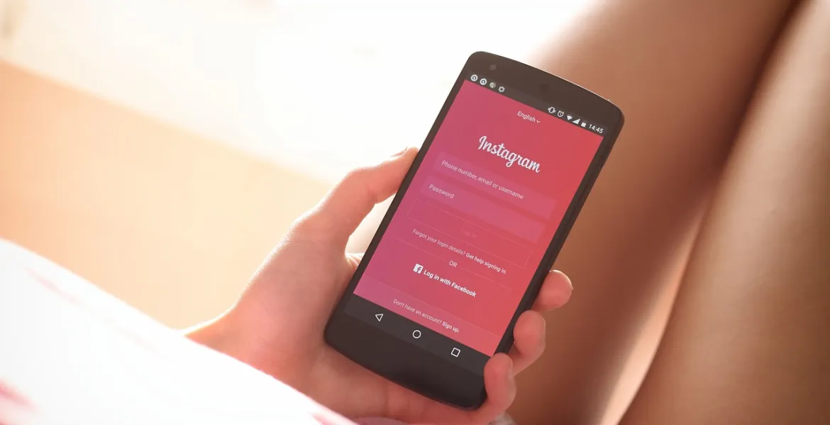 Instagram rivoluziona il feed con il pulsante di repost