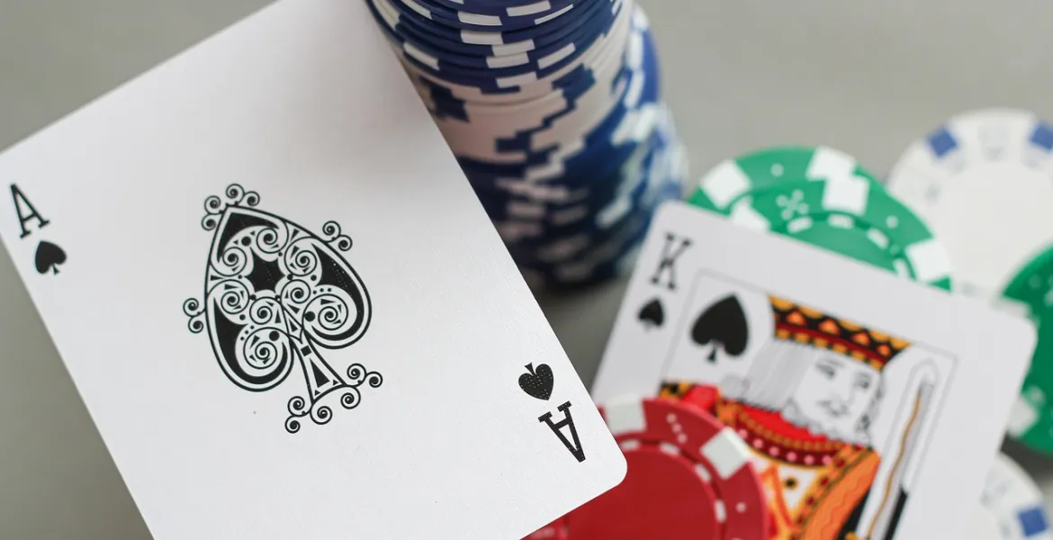 Il mercato globale del poker online cresce vertiginosamente