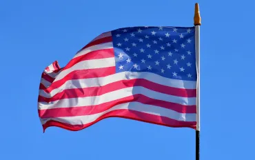 La Camera USA Mette al bando WhatsApp per motivi di sicurezza