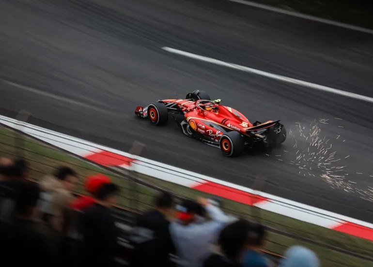 Kimi Antonelli: Riscatto a Silverstone dopo la penalità