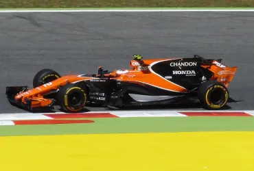 Lewis Hamilton ammette: Il ritmo di Leclerc era irraggiungibile