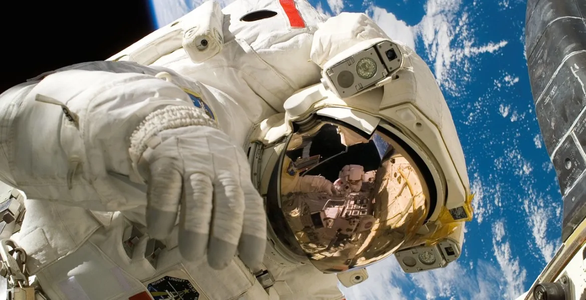 NASA e Netflix: Viaggi nello pazio in diretta
