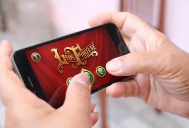 Pugno duro contro il gioco d'azzardo illegale: Multe salate a influencer in Olanda