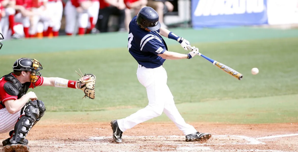 Giocatore di Baseball Sospeso per Scommesse Sospette