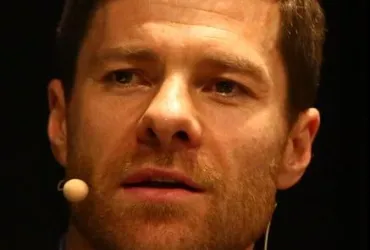 Xabi Alonso Blinda Endrick: Futuro rosario sulla fascia