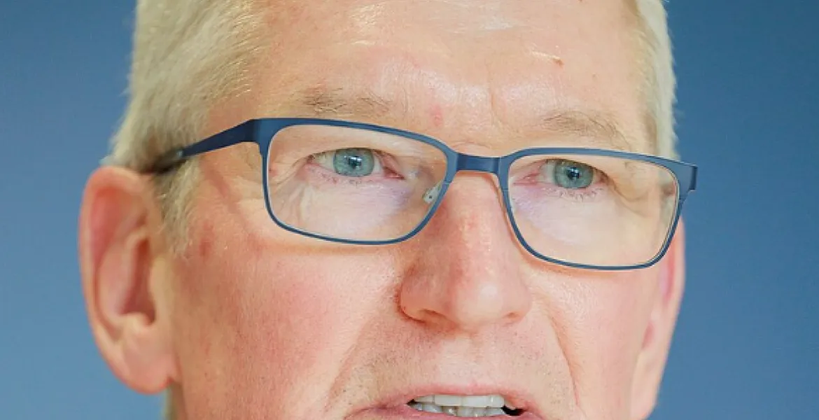 Apple: Rivoluzione nel design con Tim Cook al comando