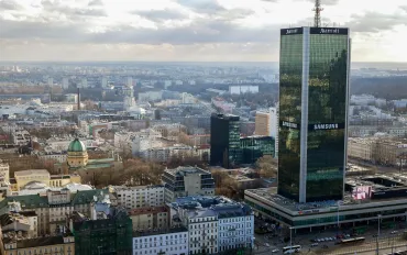 Samsung si lancia su gioielli smart: Orecchini e collane del futuro