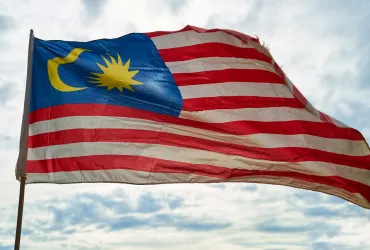 Maxi blitz in Malesia: Centinaia di migranti fermati per gioco illegale