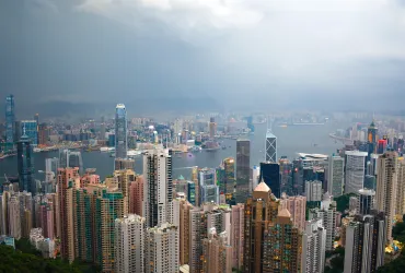 Tempesta su Macao: Il Tifone Vifa Sconvolge la città
