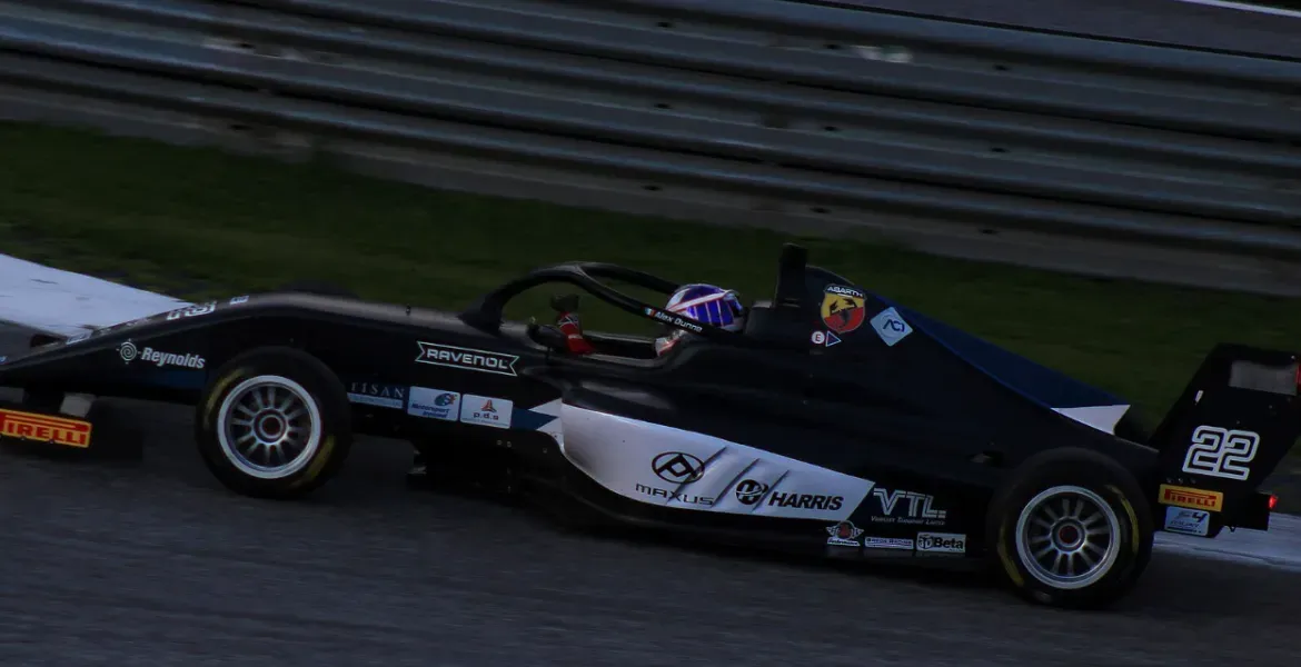 Sfida in F1: Piastri e Norris riaprono il duello a Spa
