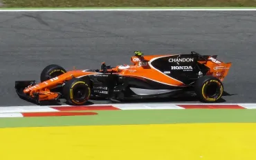 Norris e McLaren: Una sfida di strategie a spa