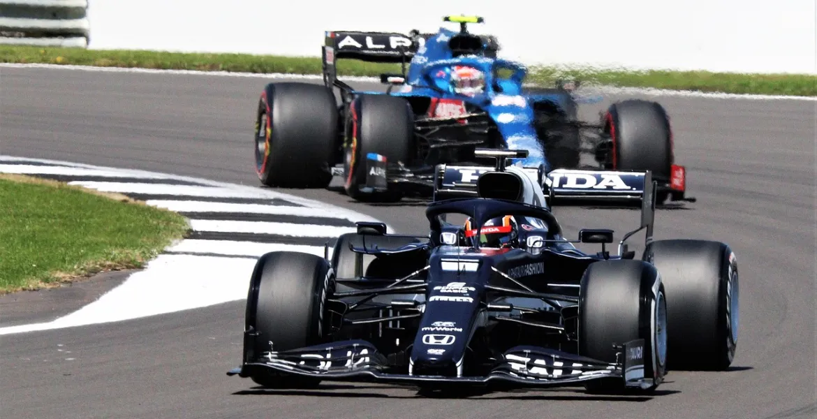 Formula 1 in Belgio 2025: Piastri e Albon Dominano a Spa