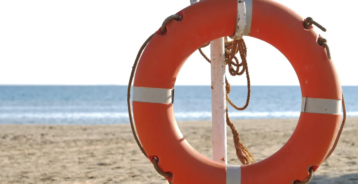 Eroico salvataggio: Andrea Stramaccioni infrange le onde per salvare due adolescenti