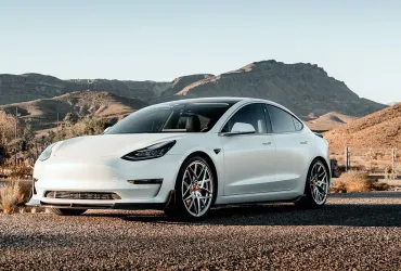 Tesla in crisi: Vendite di auto elettriche in Europa in caduta libera