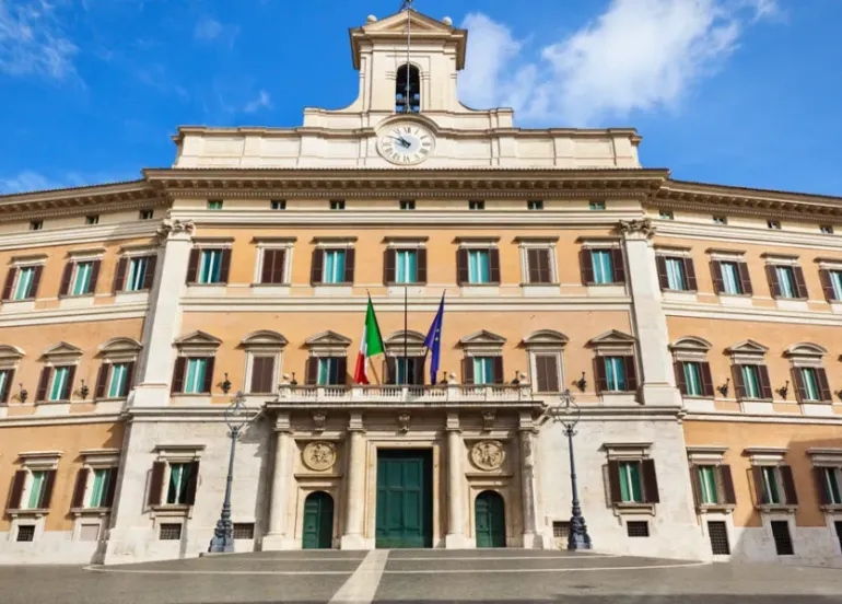 La Camera dice Sì al decreto per il sostegno economico