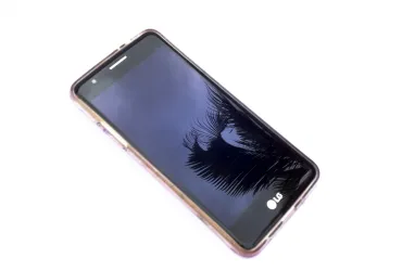 Smartphone LG causa incendio in Scozia: Risarcimento da £150mila