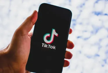 TikTok lancia iniziativa per combattere i rischi del gioco d'azzardo