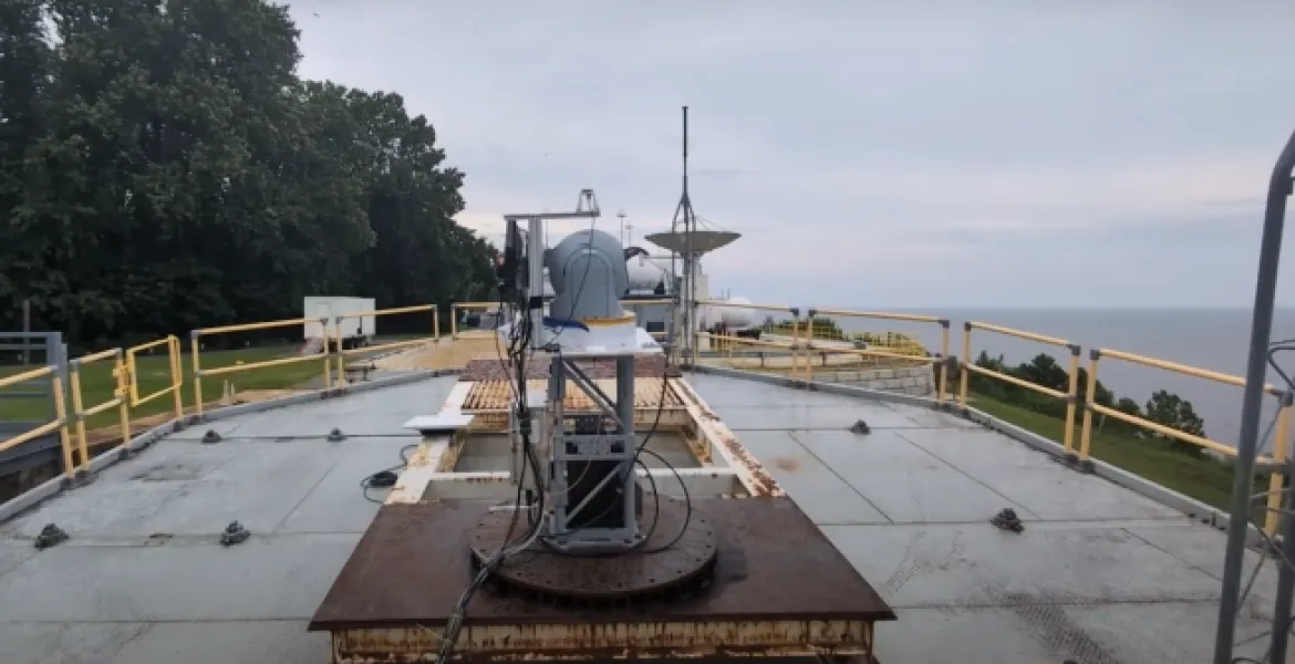 Internet laser spinge la connessione a 100 Gbps tra mare e montagne