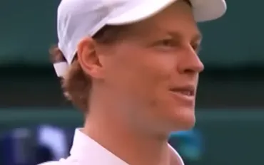 Jannik Sinner celebrato: una pioggia di auguri e affetto