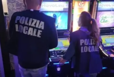 Slot irregolari a Tolentino: bar sospeso temporaneamente