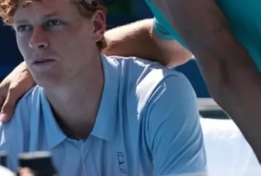 Jannik Sinner pronto a dominare gli US Open: sfida a Djokovic e Alcaraz