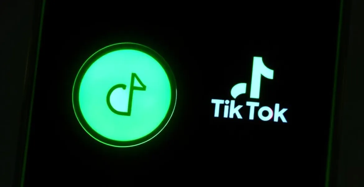 TikTok rivoluziona la moderazione: via libera all'intelligenza artificiale