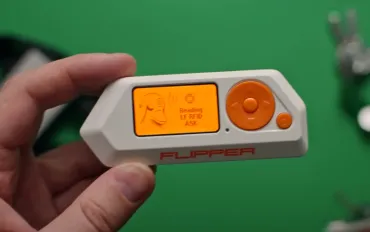 Allarme hacker: Flipper Zero trasforma il furto d'auto