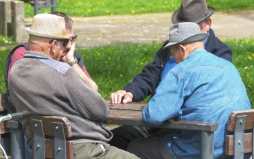 Gioco d'azzardo e anziani, in campo gli psicologi