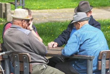 Gioco d'azzardo e anziani, in campo gli psicologi